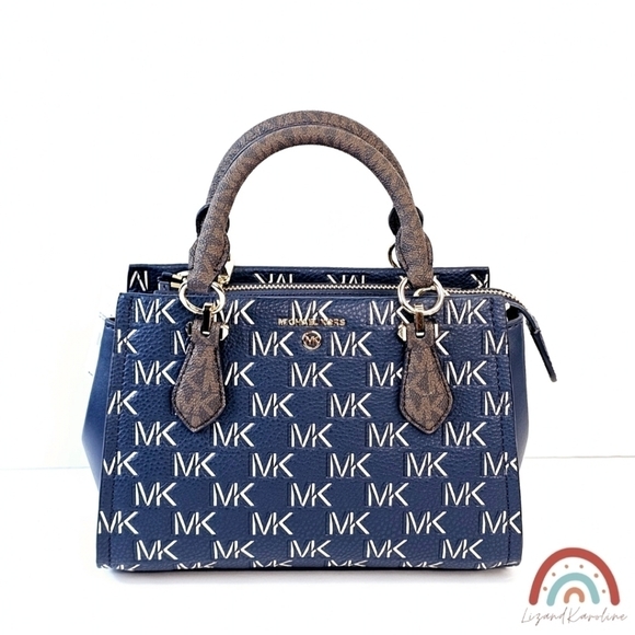 New! Michael Kors Marilyn Small Crossbody Bag - Picture 1 of 16